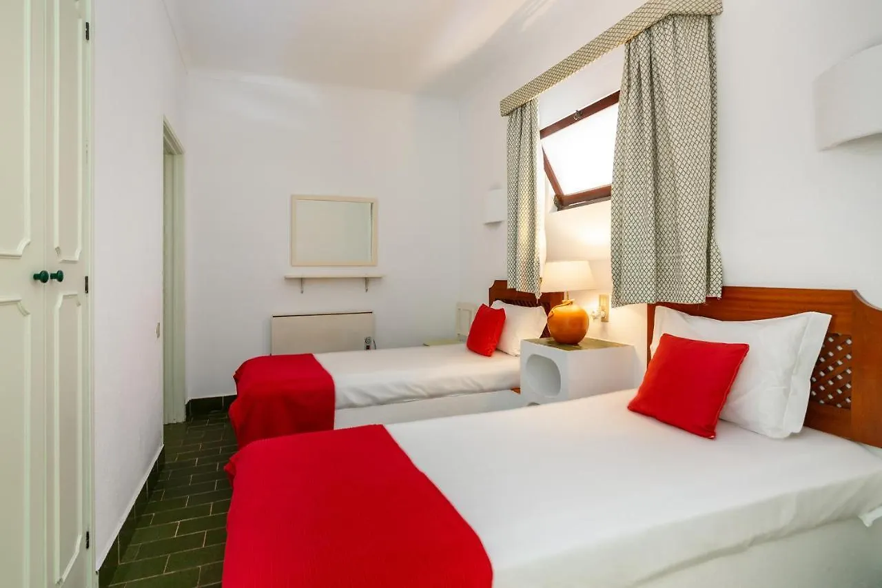 Whome | Balaia 3-Bed Family Holiday Villa Olhos de Agua  Holiday home Olhos de Agua (Albufeira)