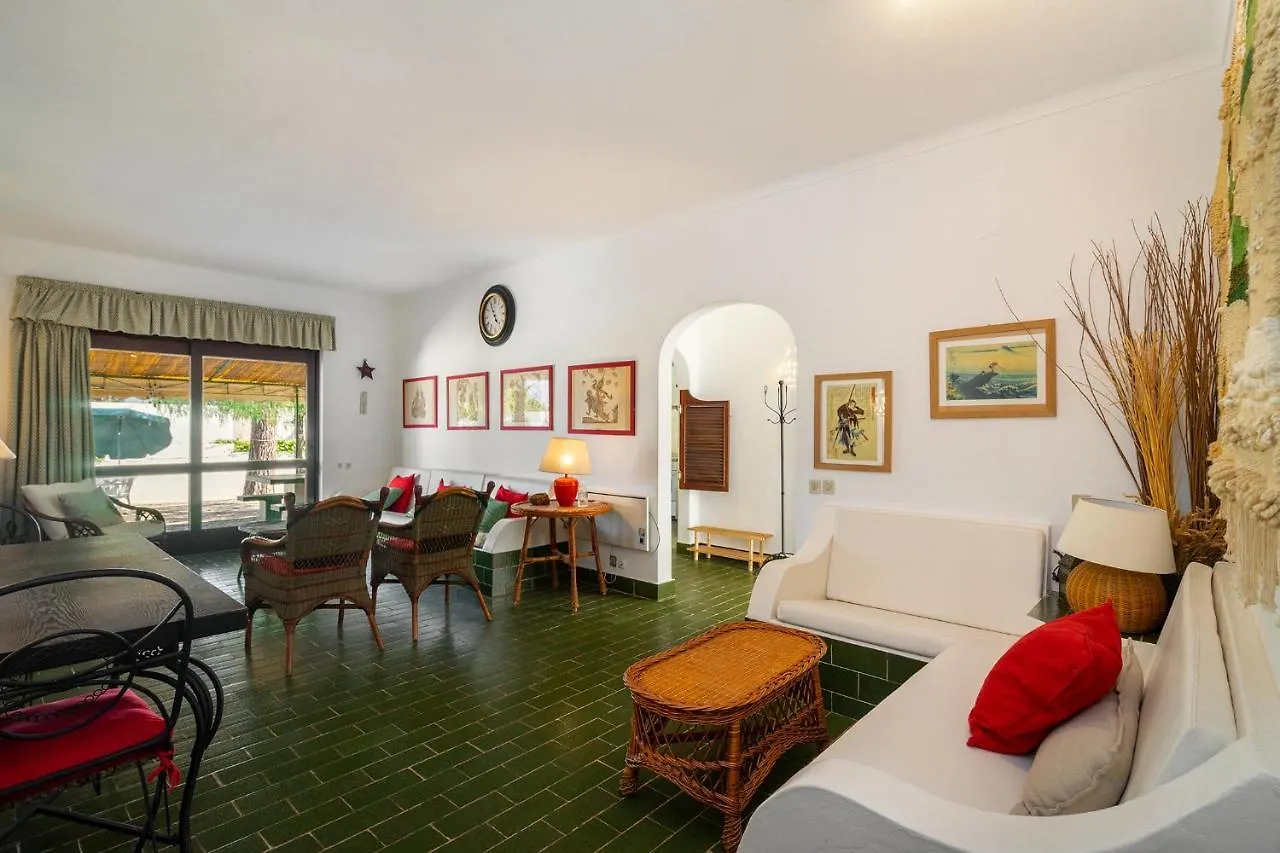 Whome | Balaia 3-Bed Family Holiday Villa Olhos de Agua  Holiday home Olhos de Agua (Albufeira)